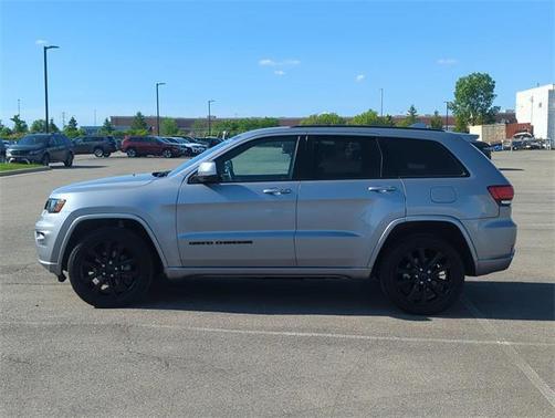 2019 Jeep Grand Cherokee Altitude