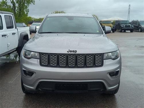 2019 Jeep Grand Cherokee Altitude