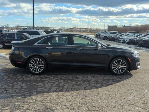 2019 Lincoln MKZ Standard
