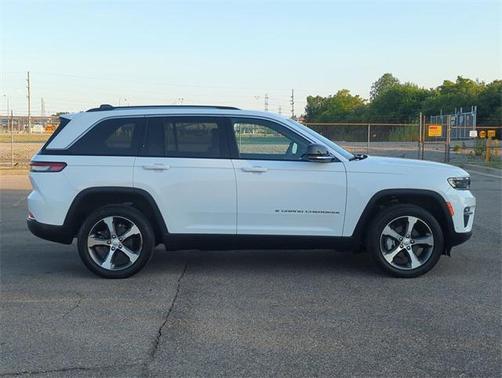 2023 Jeep Grand Cherokee Limited X