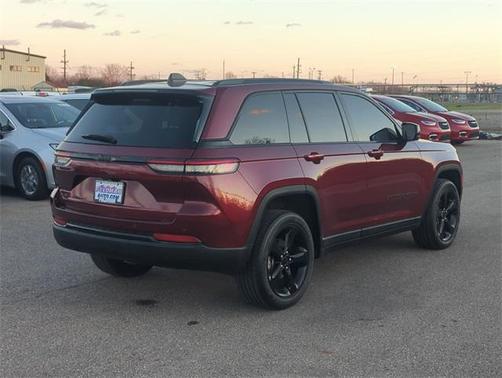 2023 Jeep Grand Cherokee Altitude