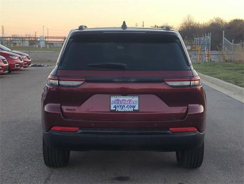 2023 Jeep Grand Cherokee Altitude