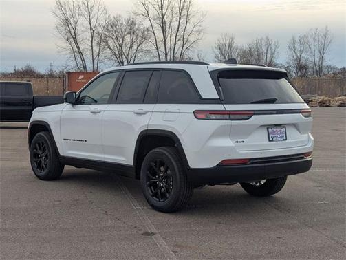 2025 Jeep Grand Cherokee Altitude