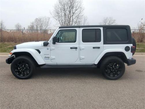 2022 Jeep Wrangler Unlimited 4xe Sahara