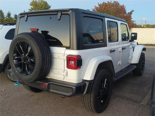 2022 Jeep Wrangler Unlimited 4xe Sahara