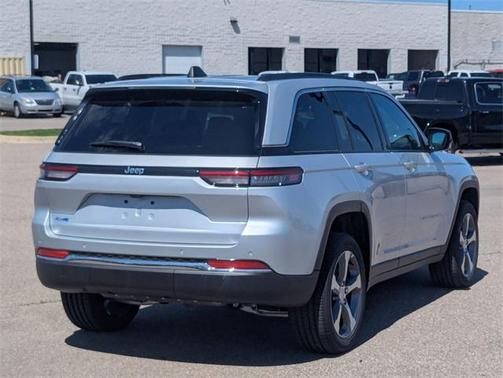 2025 Jeep Grand Cherokee 4xe Base