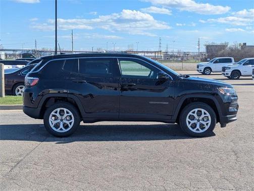 2025 Jeep Compass Sport