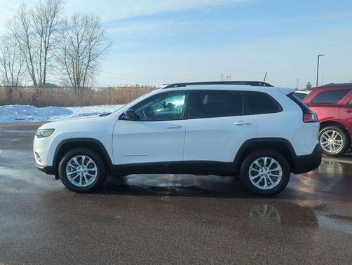 2022 Jeep Cherokee Latitude Lux