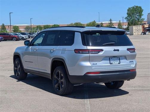2025 Jeep Grand Cherokee Limited X