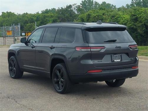 2022 Jeep Grand Cherokee L Altitude