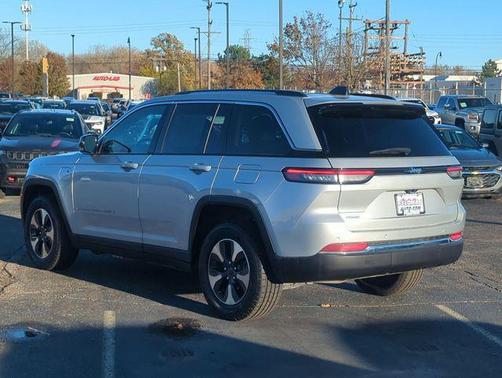 2024 Jeep Grand Cherokee 4xe Base