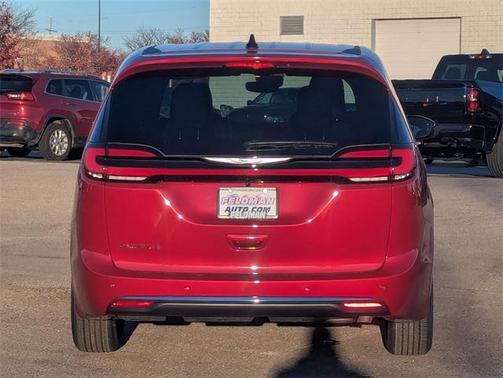 2026 Chrysler Pacifica L