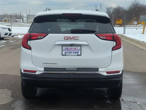 2021 GMC Terrain SLT