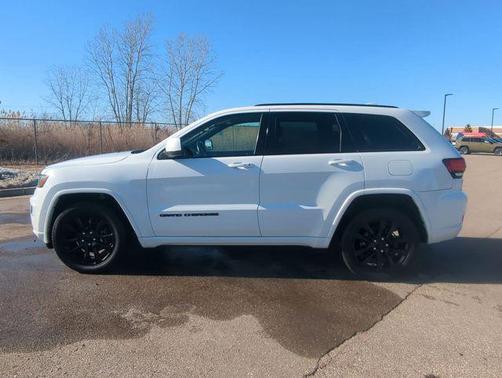 2019 Jeep Grand Cherokee Altitude