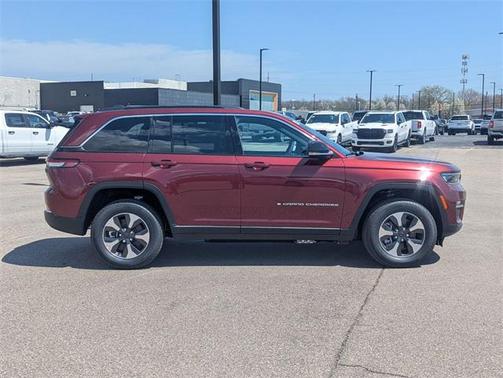 2025 Jeep Grand Cherokee 4xe Base