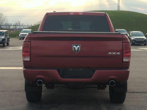 Deep Cherry Red Crystal Pearlcoat 2013 RAM 1500 Tradesman/Express