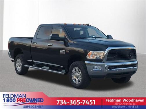 2017 RAM 2500 Big Horn Crew Cab 4x4 6'4' Box