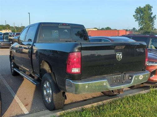 2017 RAM 2500 Big Horn Crew Cab 4x4 6'4' Box