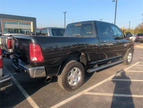 2017 RAM 2500 Big Horn Crew Cab 4x4 6'4' Box