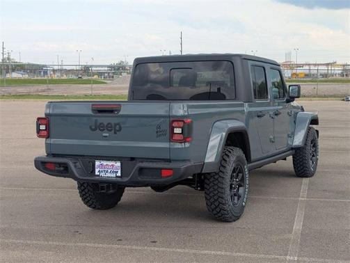 2025 Jeep Gladiator Willys