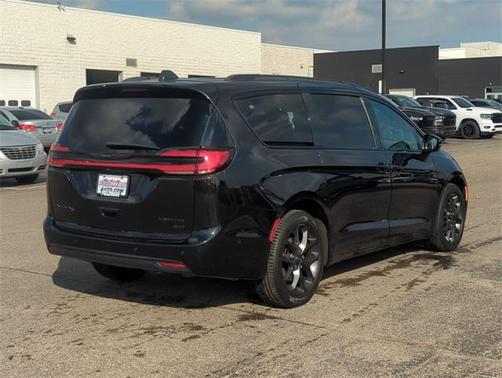 2022 Chrysler Pacifica Limited