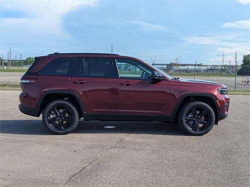 2025 Jeep Grand Cherokee Limited X