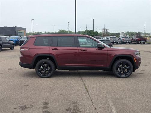 2025 Jeep Grand Cherokee Limited X