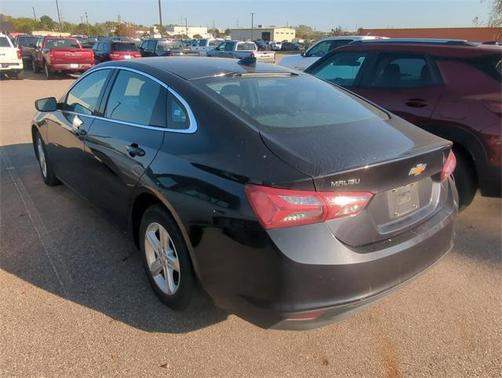 2022 Chevrolet Malibu FWD LT