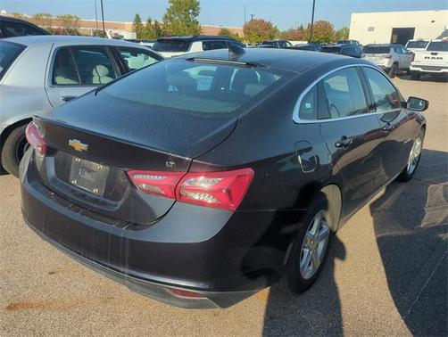 2022 Chevrolet Malibu FWD LT