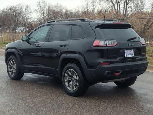 2020 Jeep Cherokee Trailhawk