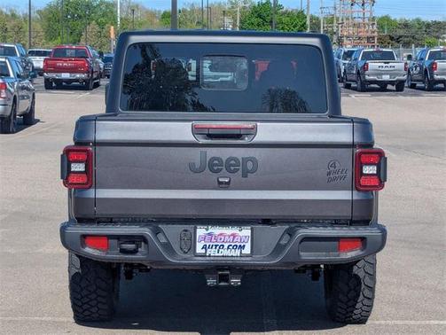 2025 Jeep Gladiator Willys