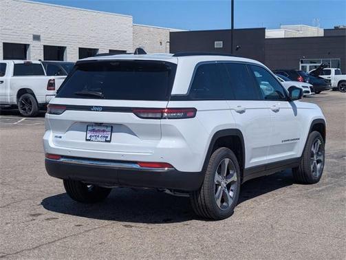 2025 Jeep Grand Cherokee 4xe Base