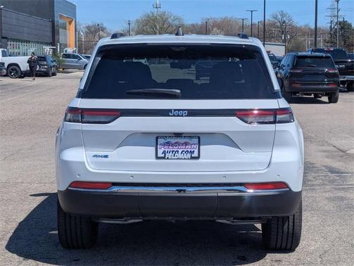 2025 Jeep Grand Cherokee 4xe Base