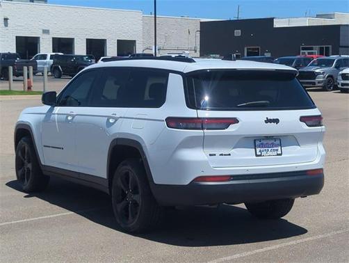 2022 Jeep Grand Cherokee L Altitude