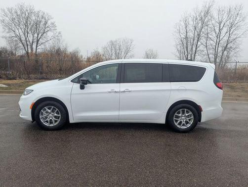 2026 Chrysler Pacifica L