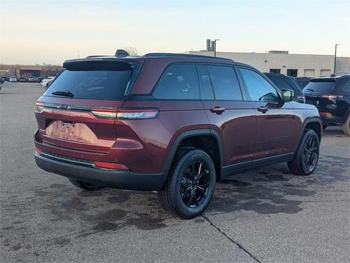 2025 Jeep Grand Cherokee Altitude