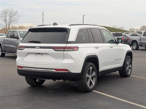 2025 Jeep Grand Cherokee 4xe Base