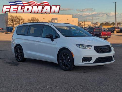 2026 Chrysler Pacifica L