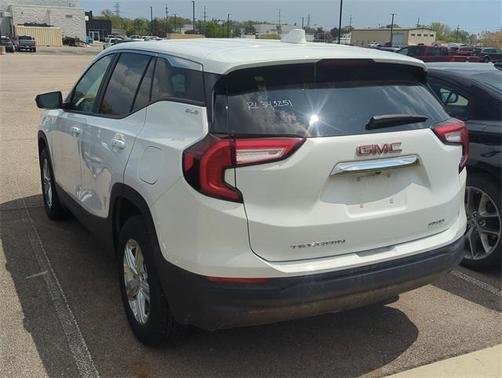 2024 GMC Terrain SLE