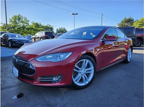 2015 Tesla Model S 85D