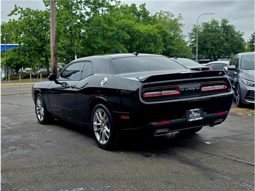 Pitch Black Clearcoat 2022 Dodge Challenger GT