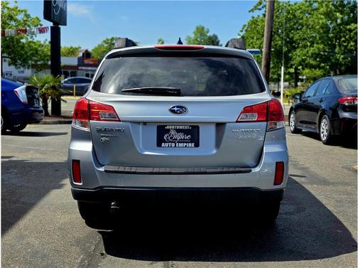 No Color 2013 Subaru Outback 2.5i Limited