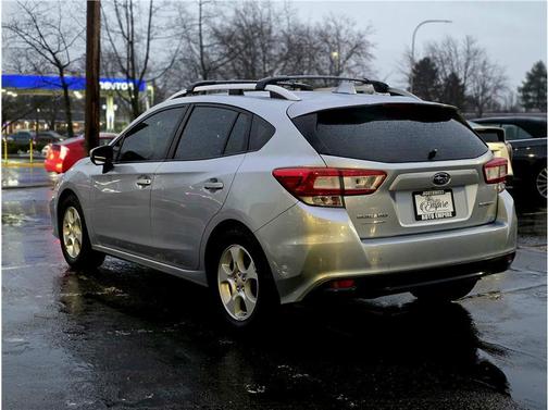 2018 Subaru Impreza 2.0i Premium