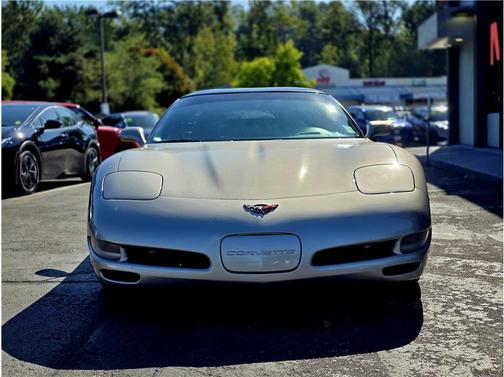 2001 Chevrolet Corvette Base