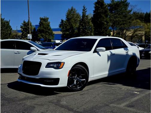 Bright White Clearcoat 2021 Chrysler 300 S
