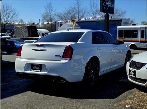 Bright White Clearcoat 2021 Chrysler 300 S