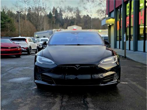 2016 Tesla Model S 70D