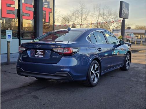 2022 Subaru Legacy Base