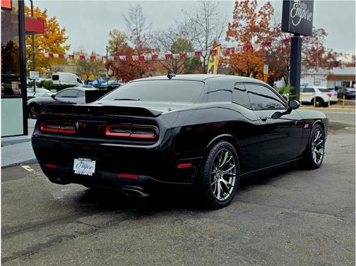 2015 Dodge Challenger SRT 392