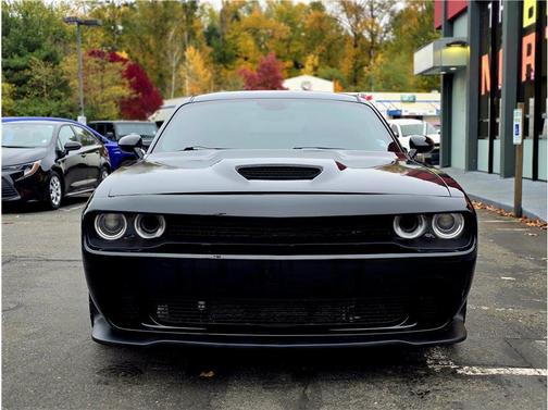 2015 Dodge Challenger SRT 392
